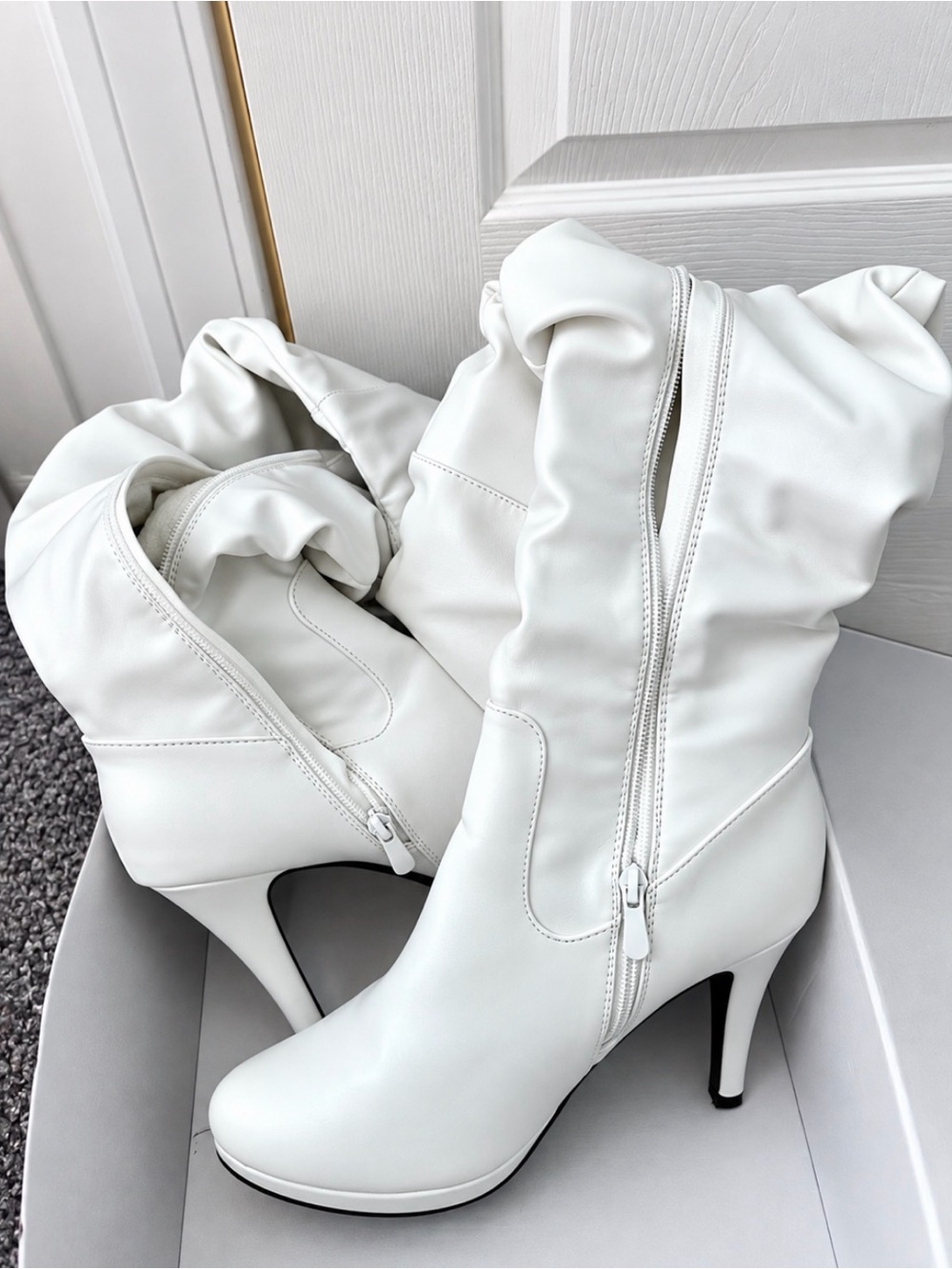 White knee High High-Heel Boots for Women
